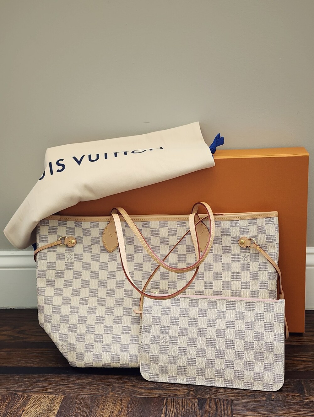 Brand New Louis Vuitton Neverfull Tote MM Rose Ballerine